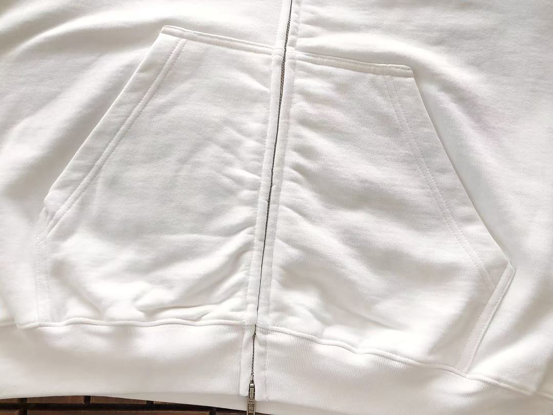 B🔥L🔥🔥🔥IA🔥A HOODIE