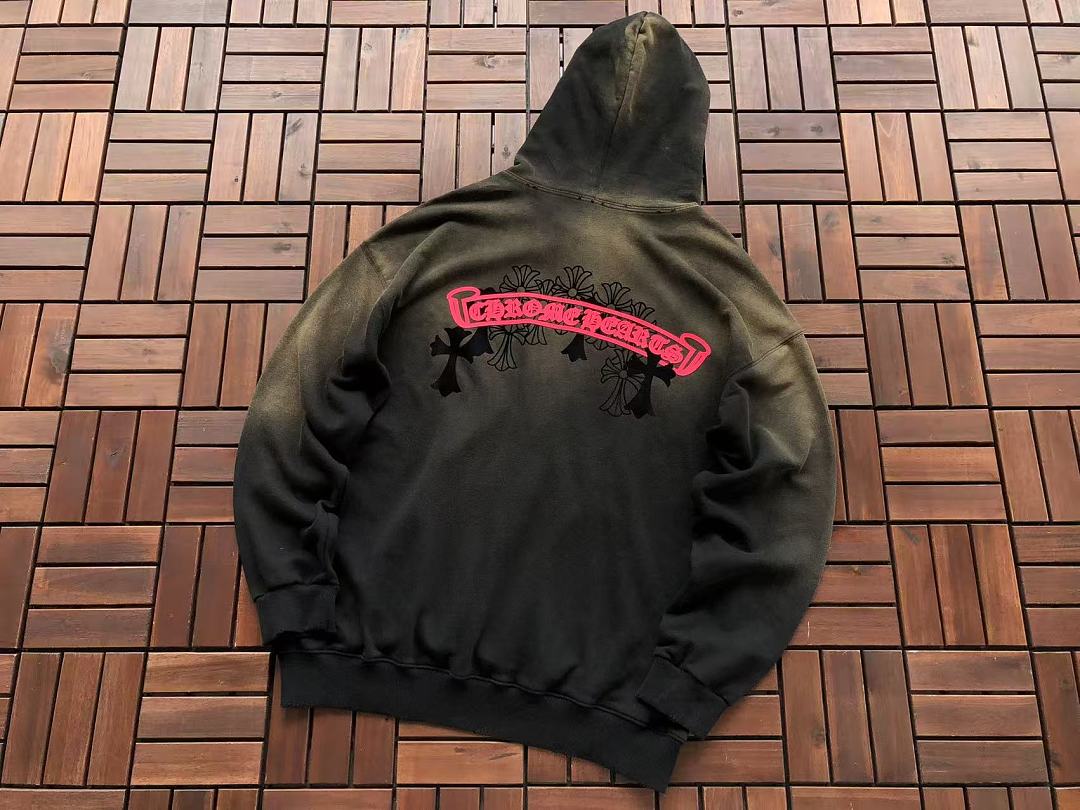 CH🔥OM🔥 HE🔥RTS HOODIE