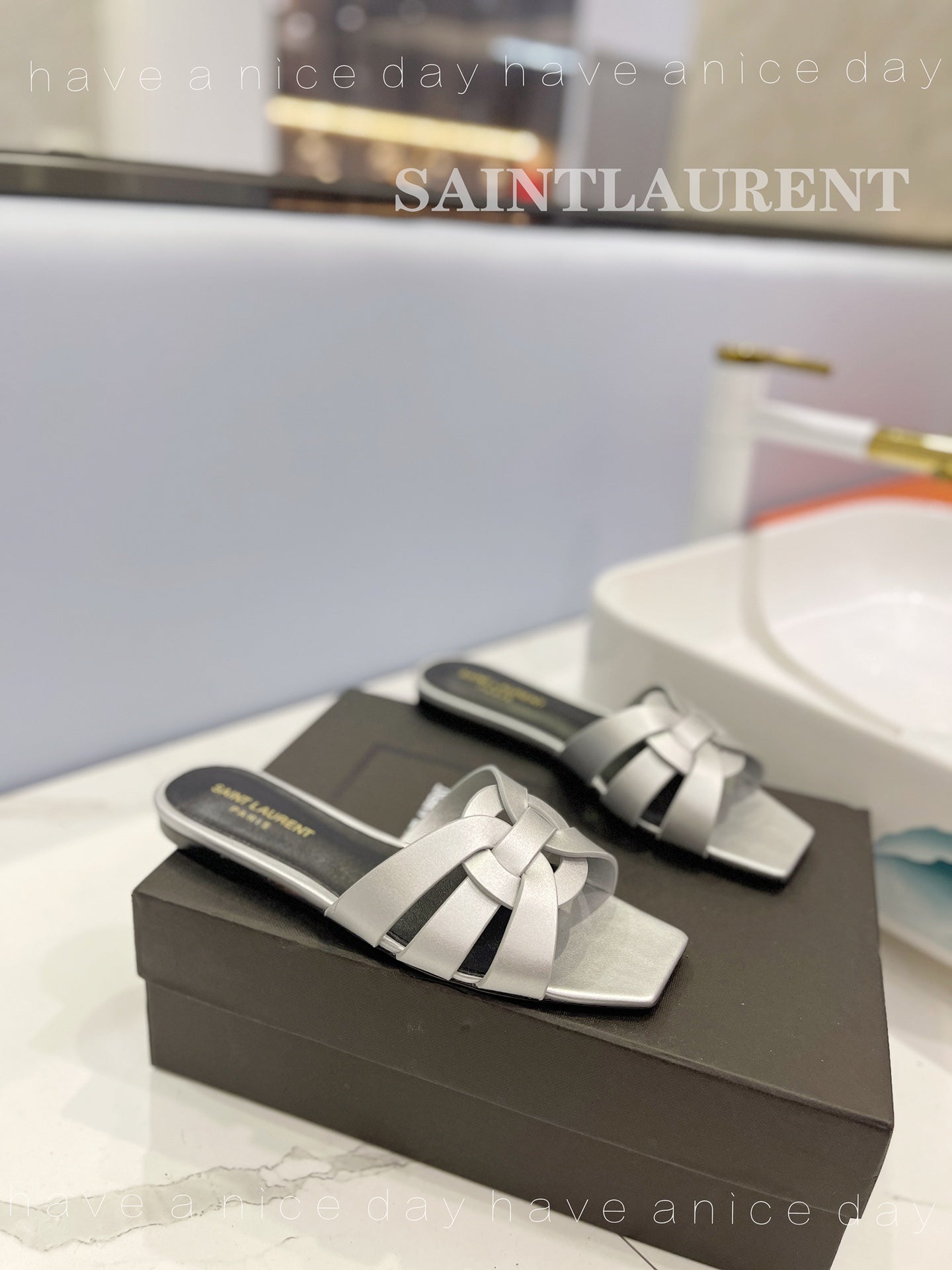 Saint Laurent
