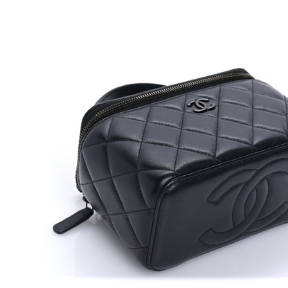 Lambskin Quilted Small Top Handle Vanity Case With Chain So Black