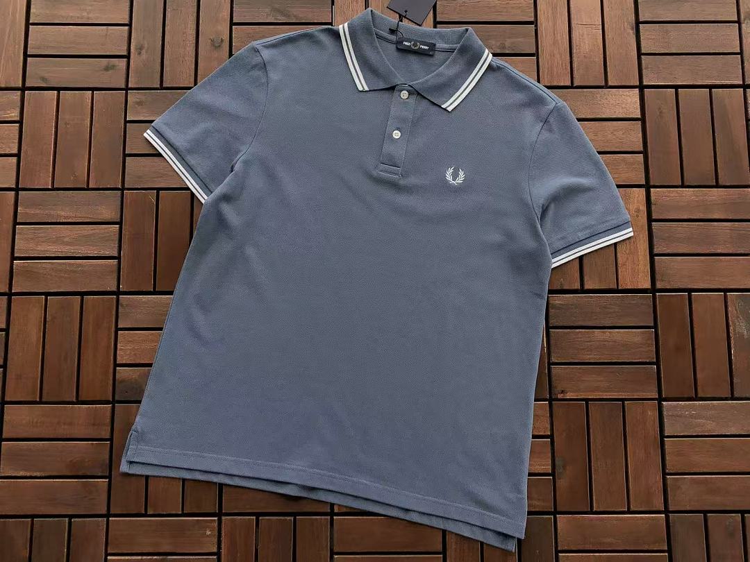 FRED PERRY T-SHIRT