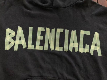 B🔥L🔥🔥🔥IA🔥A HOODIE
