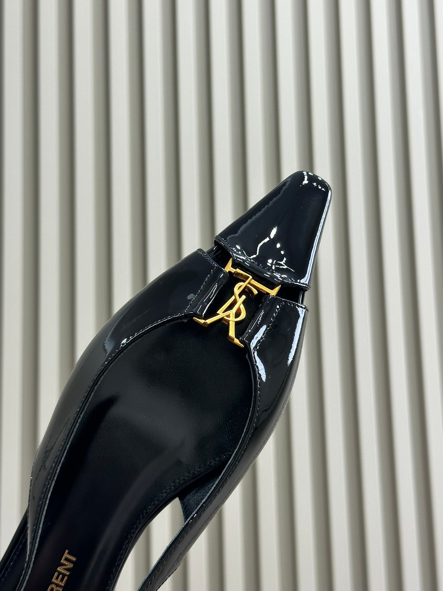 Saint Laurent