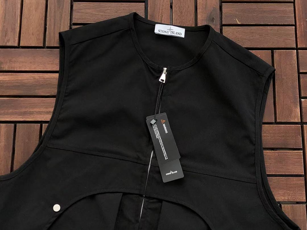 ST🔥🔥E VEST
