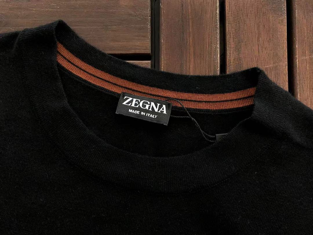 Z🔥🔥G🔥A SWEATER