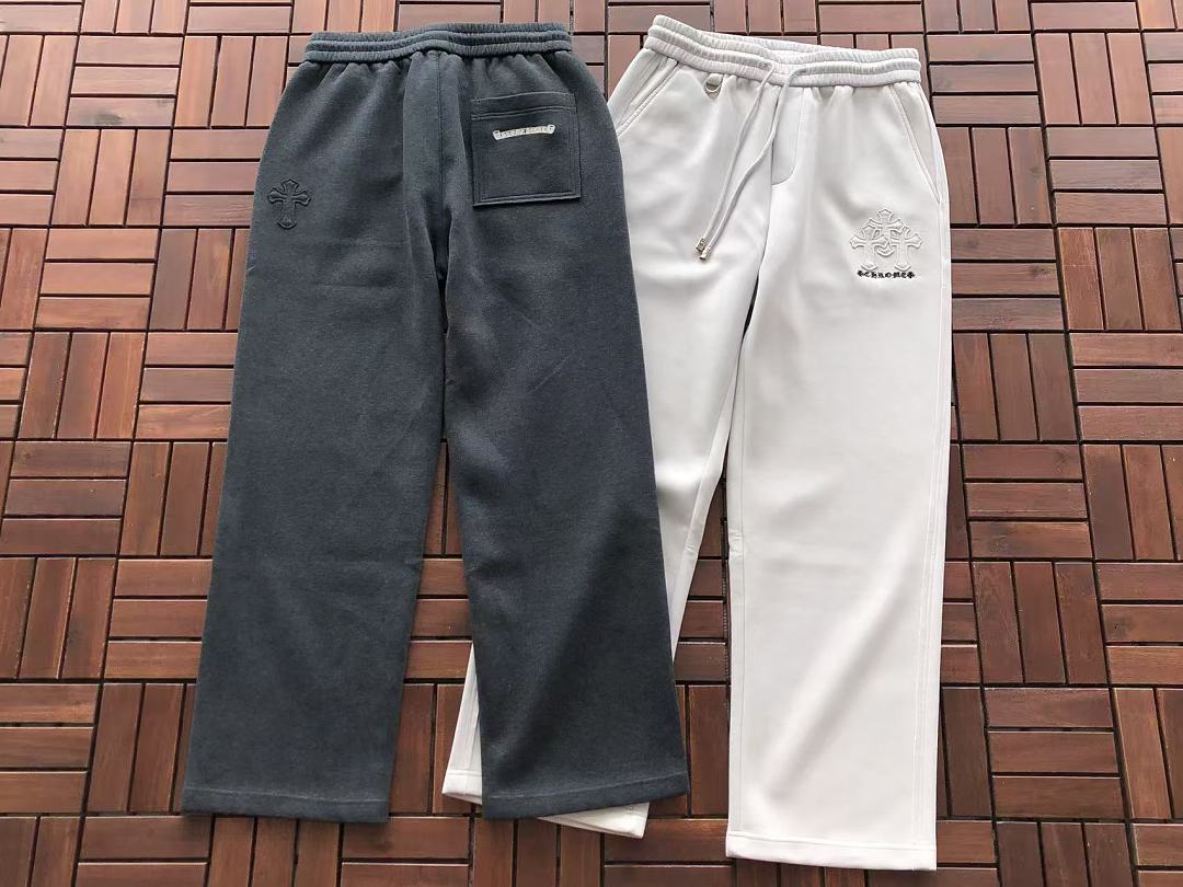CH🔥OM🔥 HE🔥RTS TROUSERS
