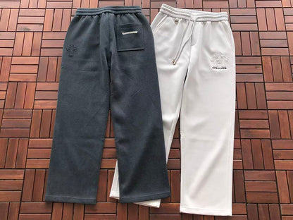 CH🔥OM🔥 HE🔥RTS TROUSERS
