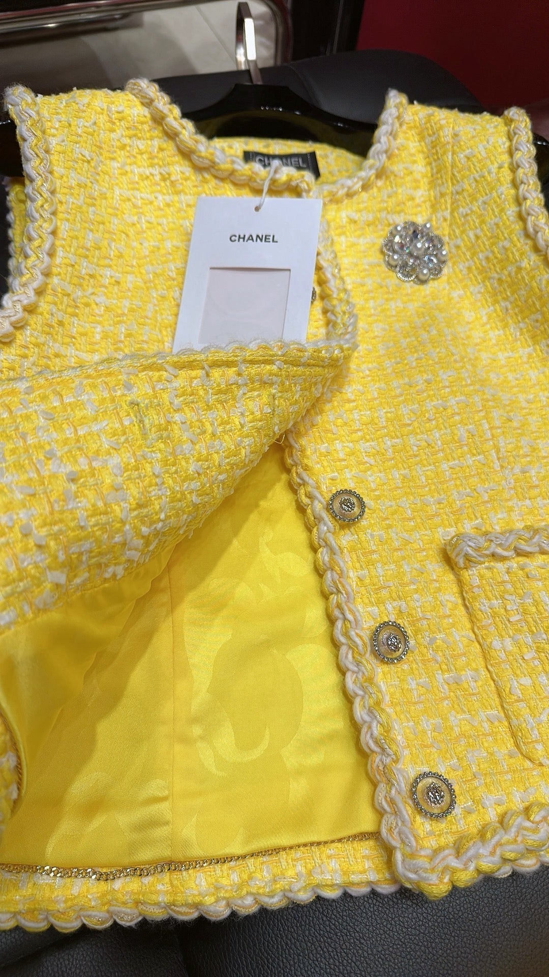 CHANEL