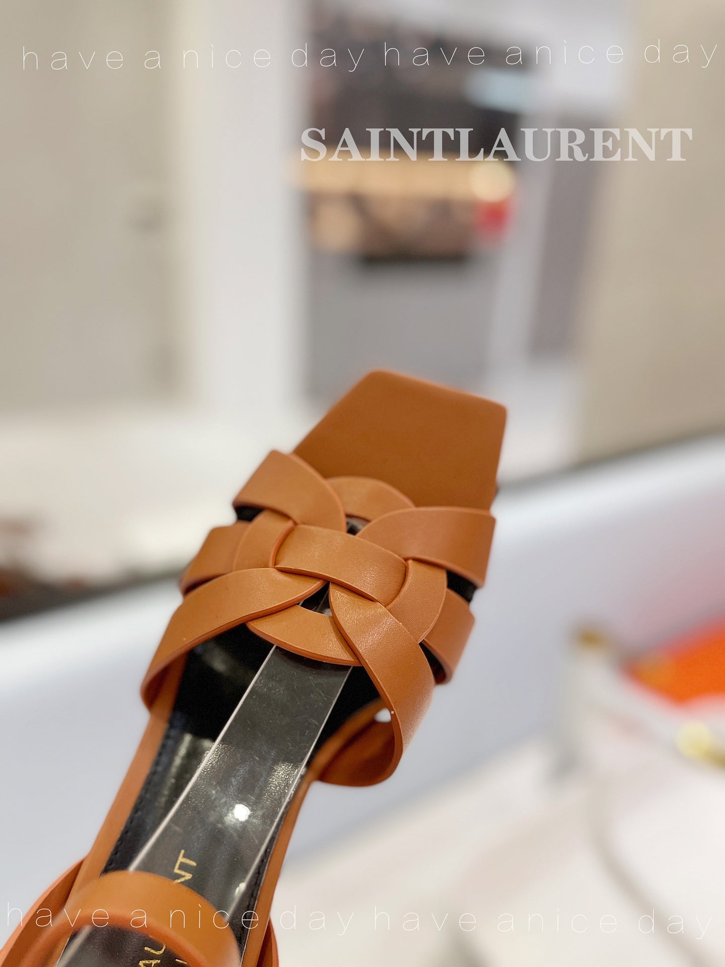 Saint Laurent