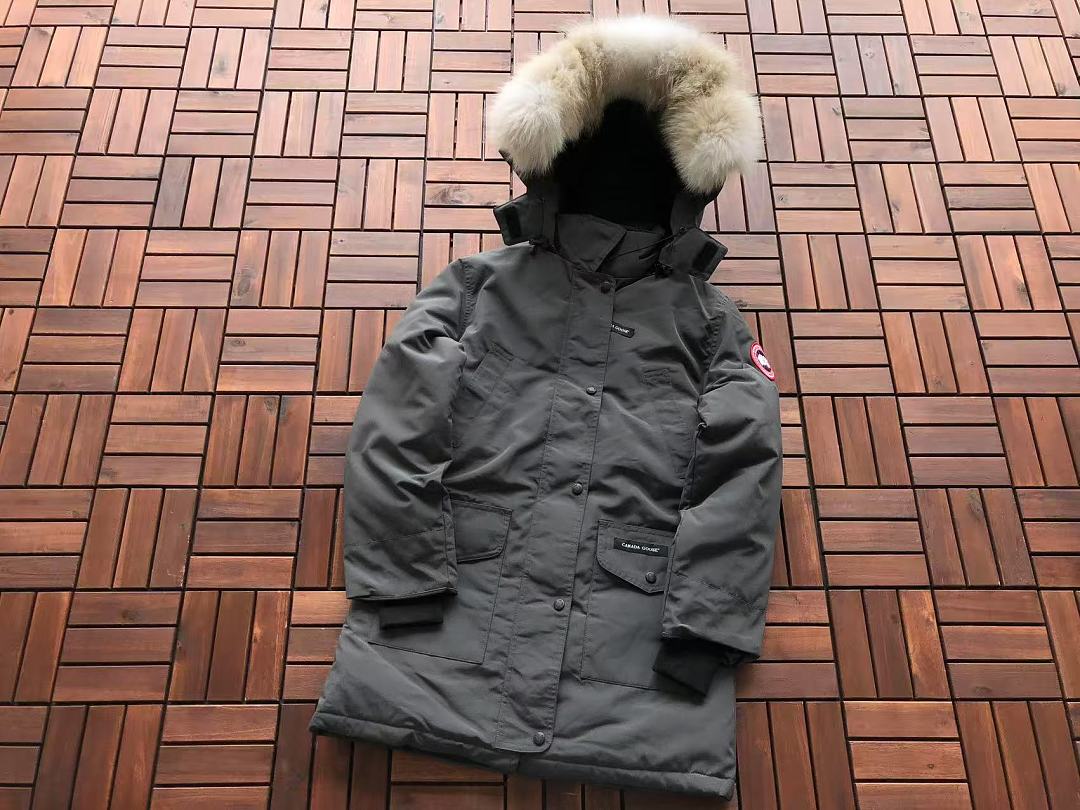 C🔥N🔥🔥A G🔥🔥🔥E WOMAN DOWN JACKET