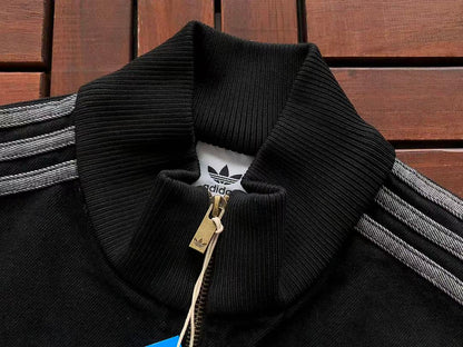 Chaqueta adida$