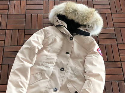 C🔥N🔥🔥A G🔥🔥🔥E WOMAN DOWN JACKET