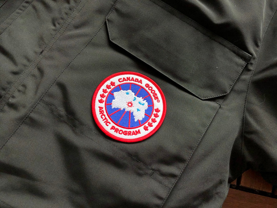 C🔥N🔥🔥A G🔥🔥🔥E DOWN JACKET