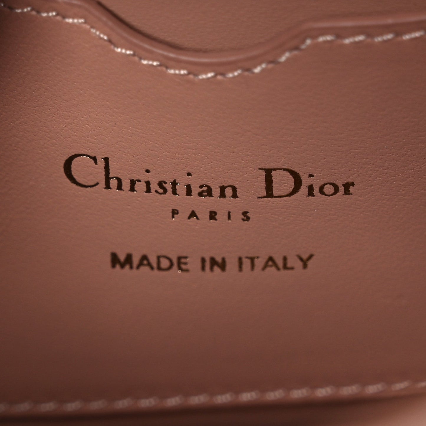 DIOR
