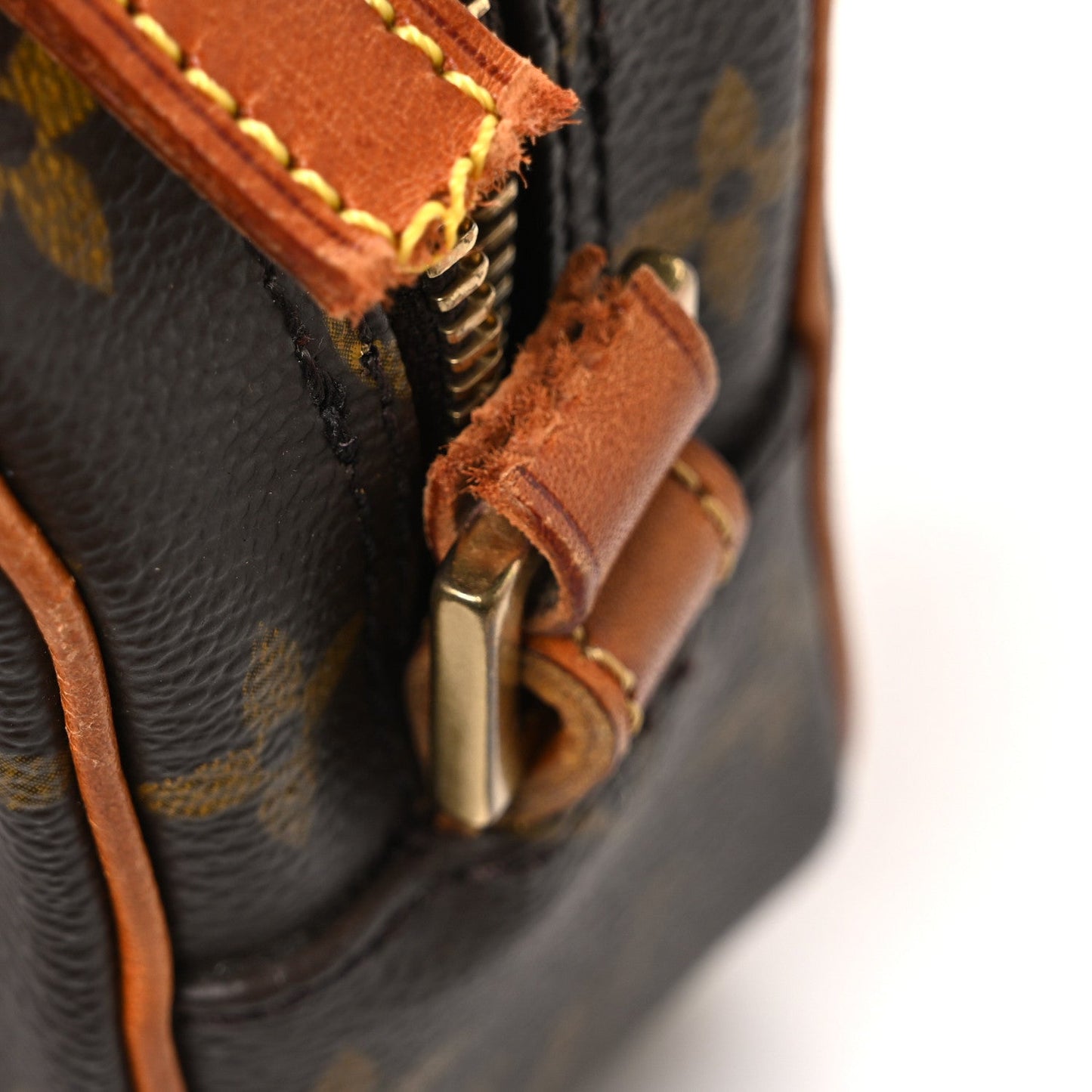 Monogram Pochette Cite