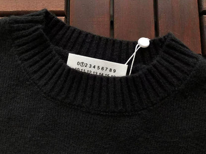 M🔥IS🔥N M🔥R🔥IE🔥A SWEATER