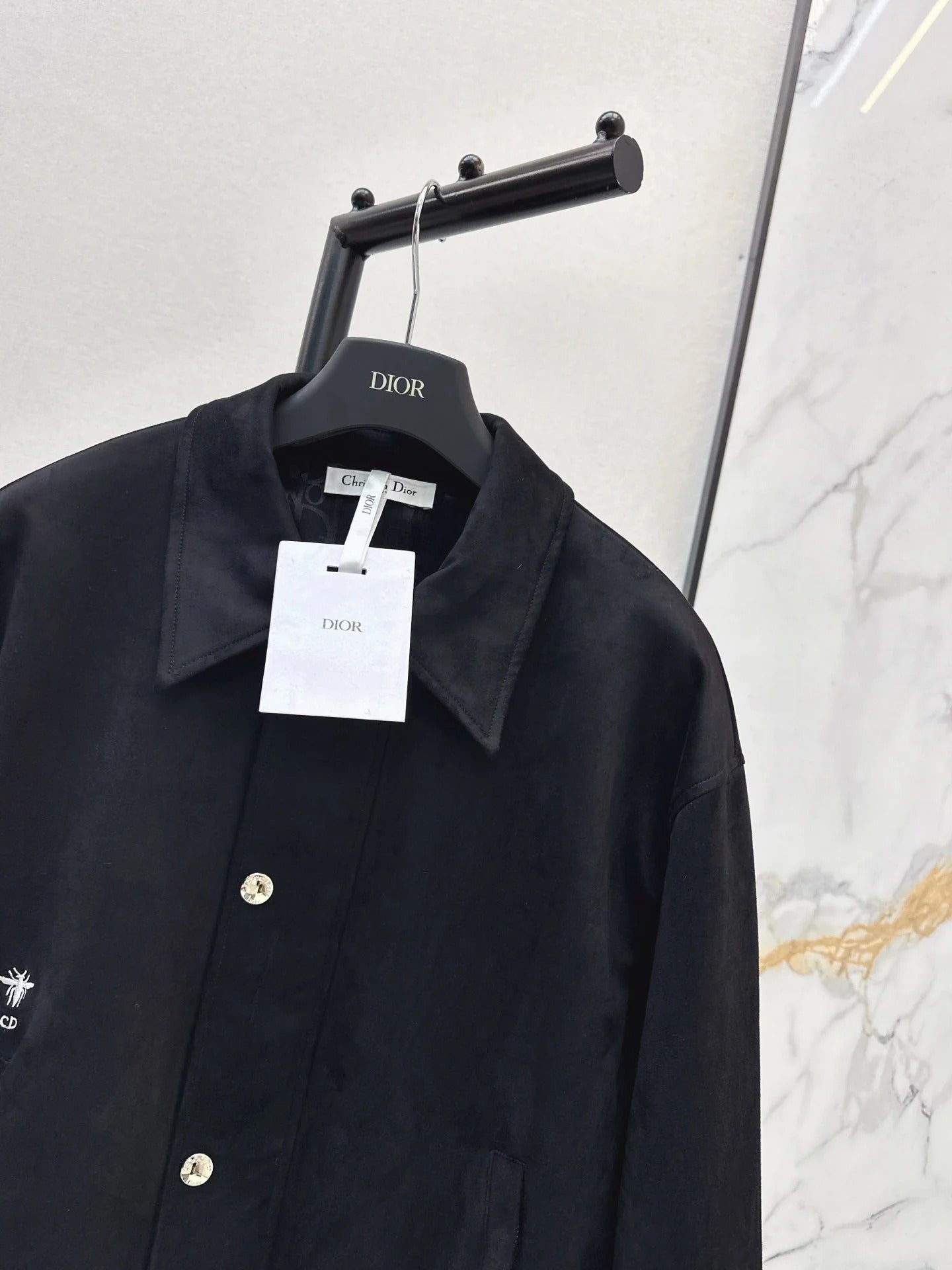 DIOR
