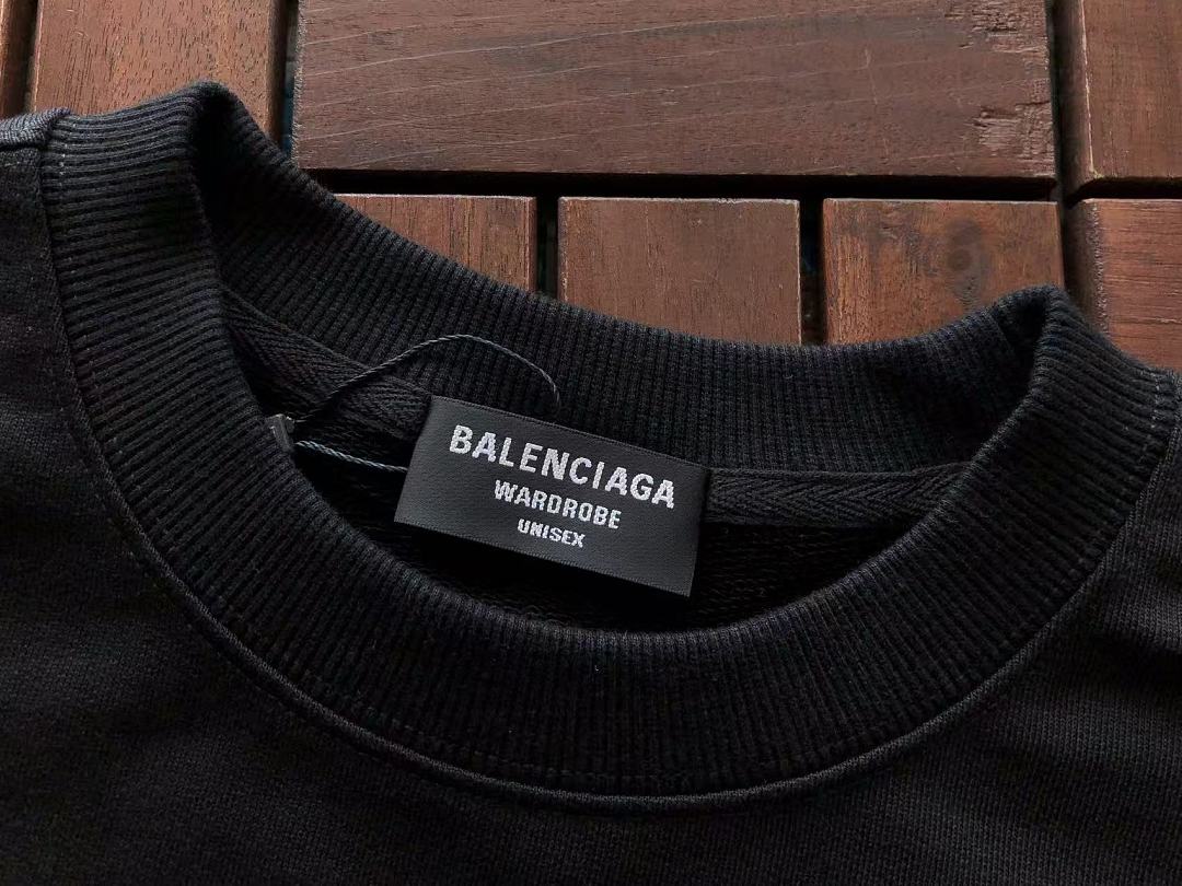 B🔥L🔥🔥🔥IA🔥A SWEATER