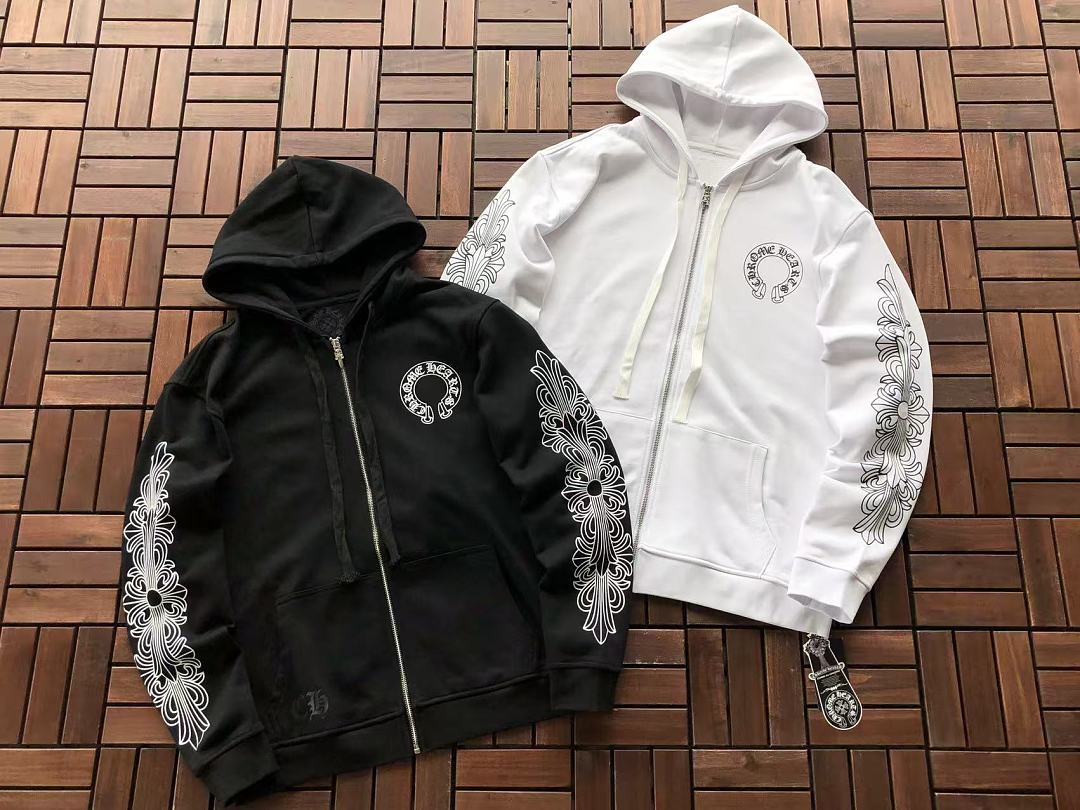 CH🔥OM🔥 HE🔥RTS HOODIE