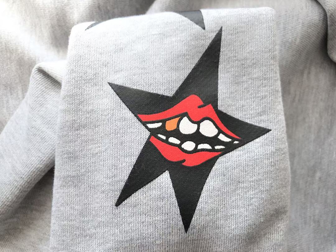 CH🔥OM🔥 HE🔥RTS HOODIE
