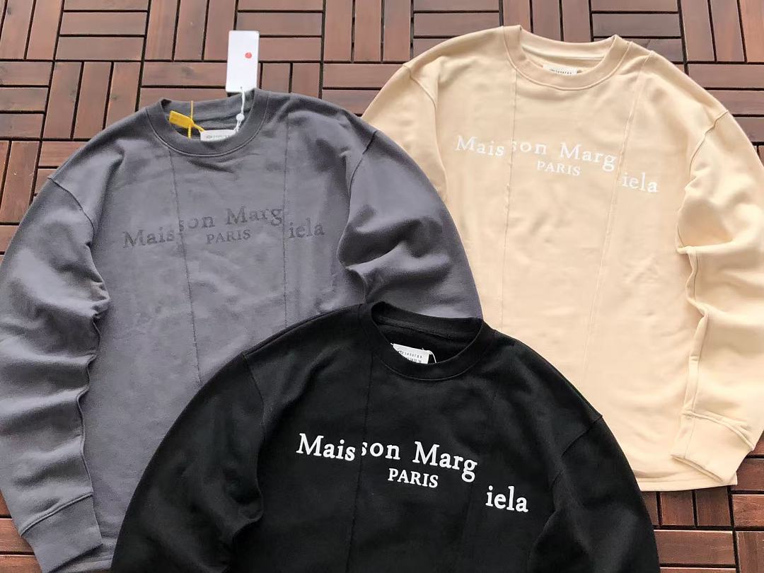 M🔥IS🔥N M🔥R🔥IE🔥A SWEATER