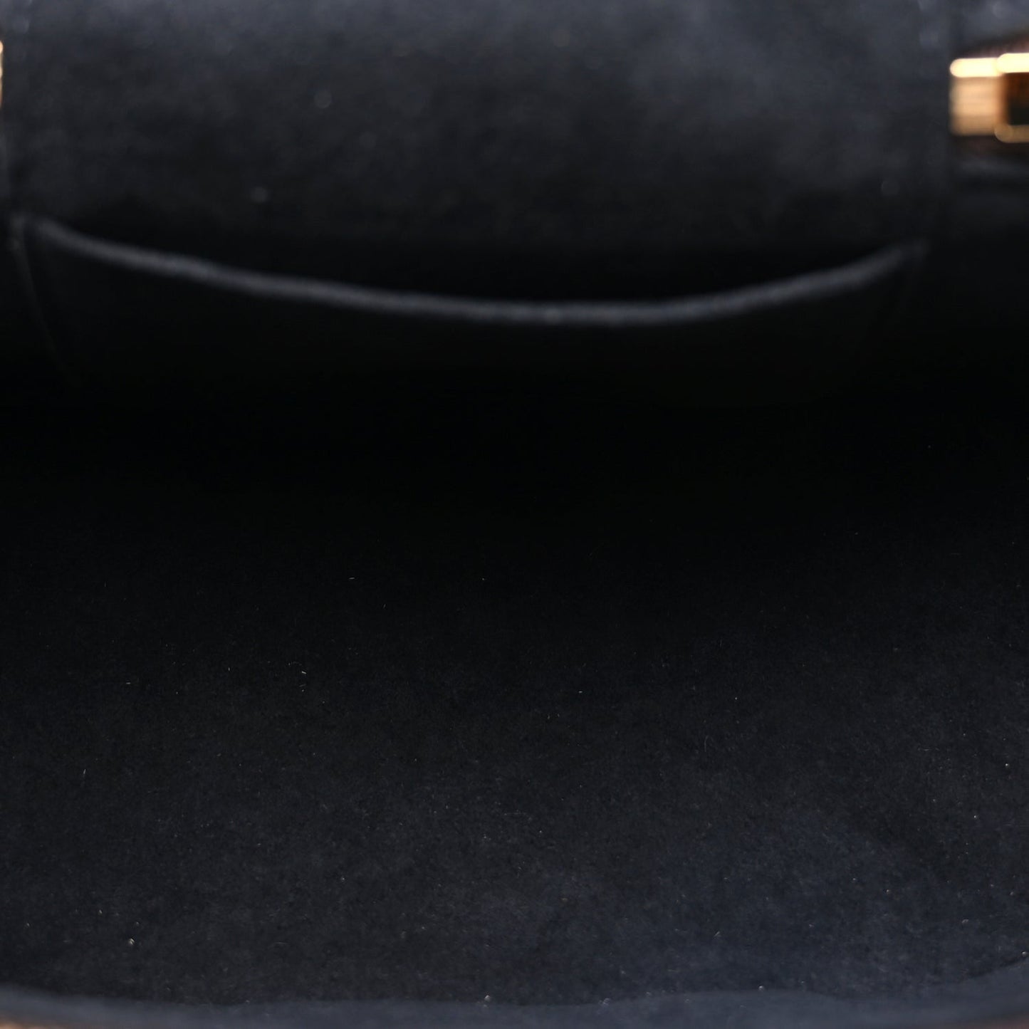 Reverse Monogram Vanity PM Black