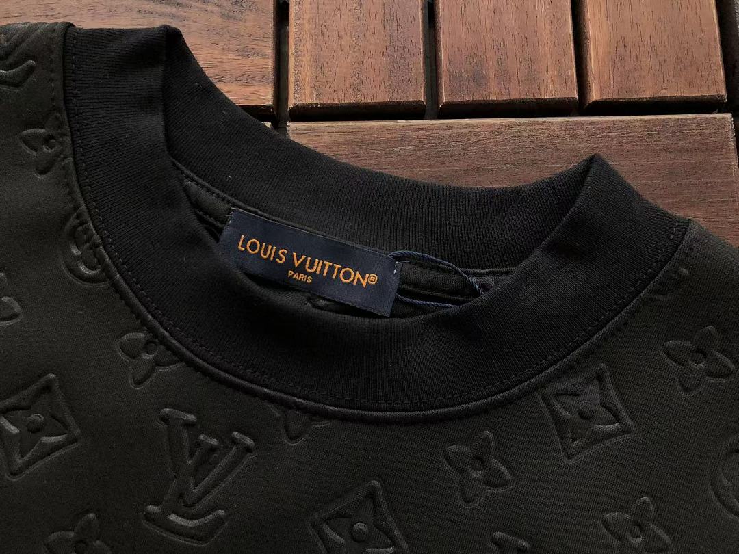 L🔥T-SHIRT