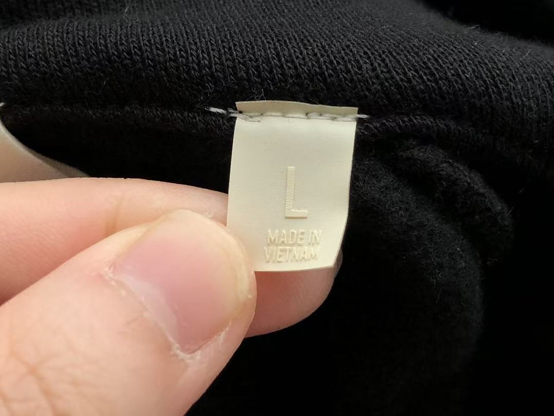 TOP ￥ 195 PANTS ￥ 169 FOG HOODIE TROUSERS FLEECE