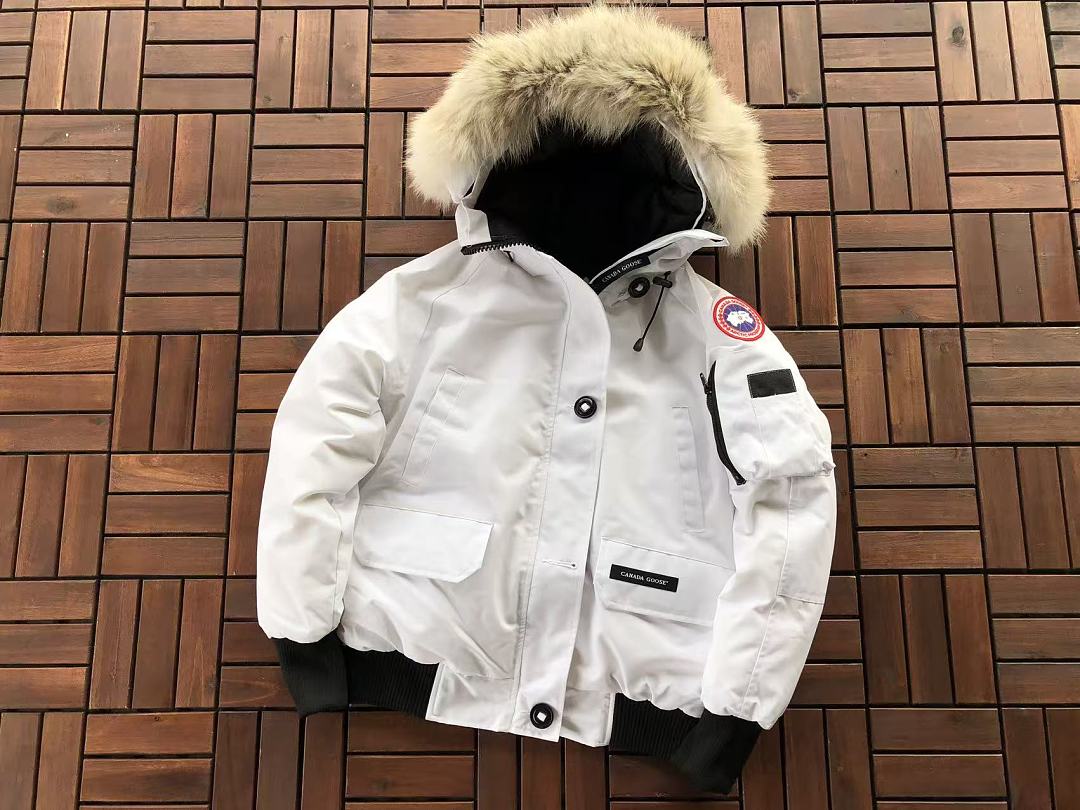 C🔥N🔥🔥A G🔥🔥🔥E DOWN JACKET