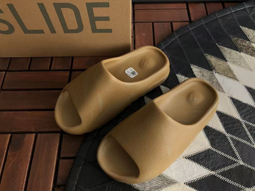 Y🔥🔥ZY & 🔥DI🔥AS SLIPPERS