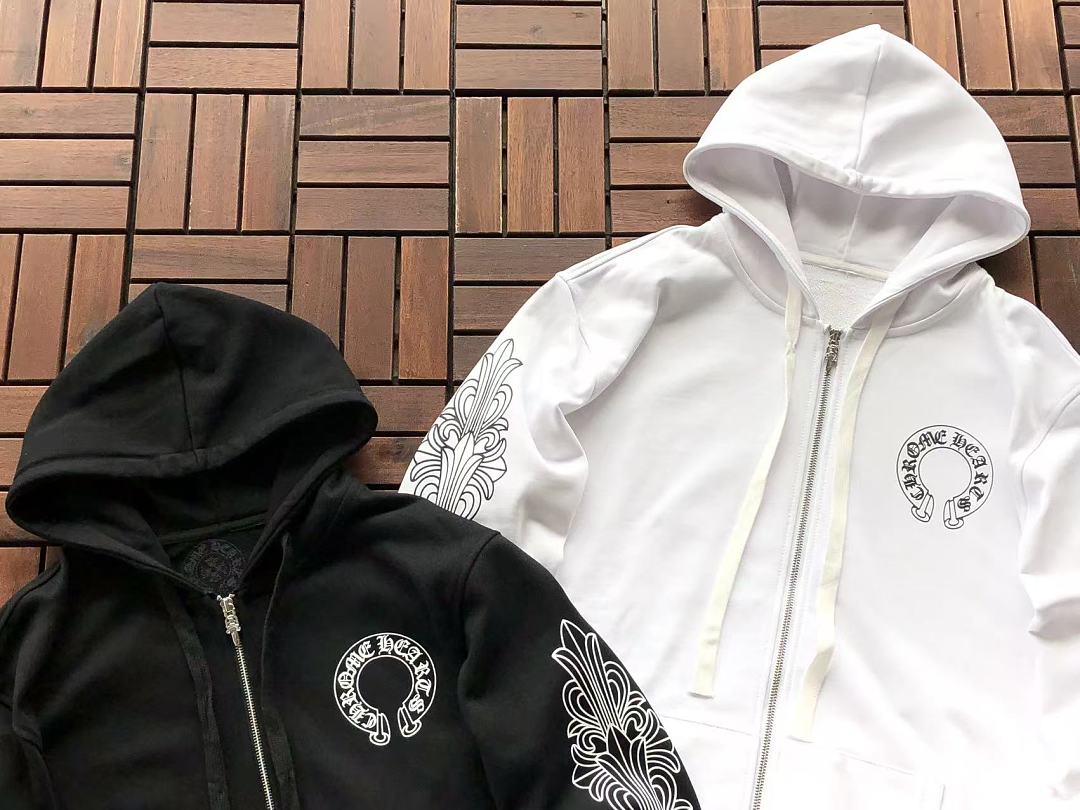 CH🔥OM🔥 HE🔥RTS HOODIE