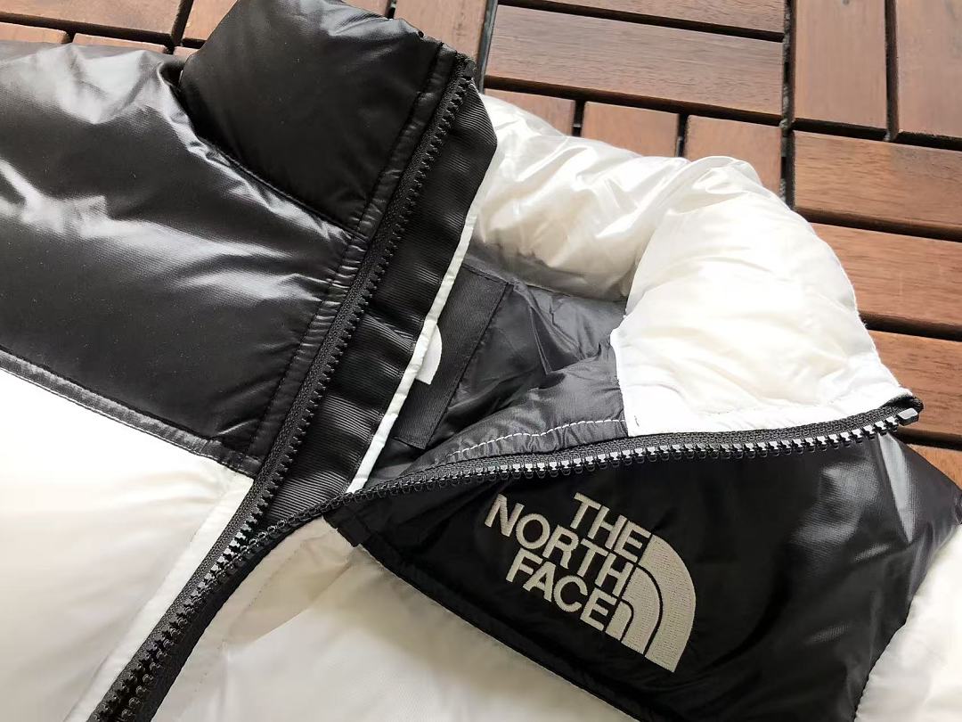🔥SALE 🔥husky 11⬅️ 🔥 Women’s Nuptse Short Jacket