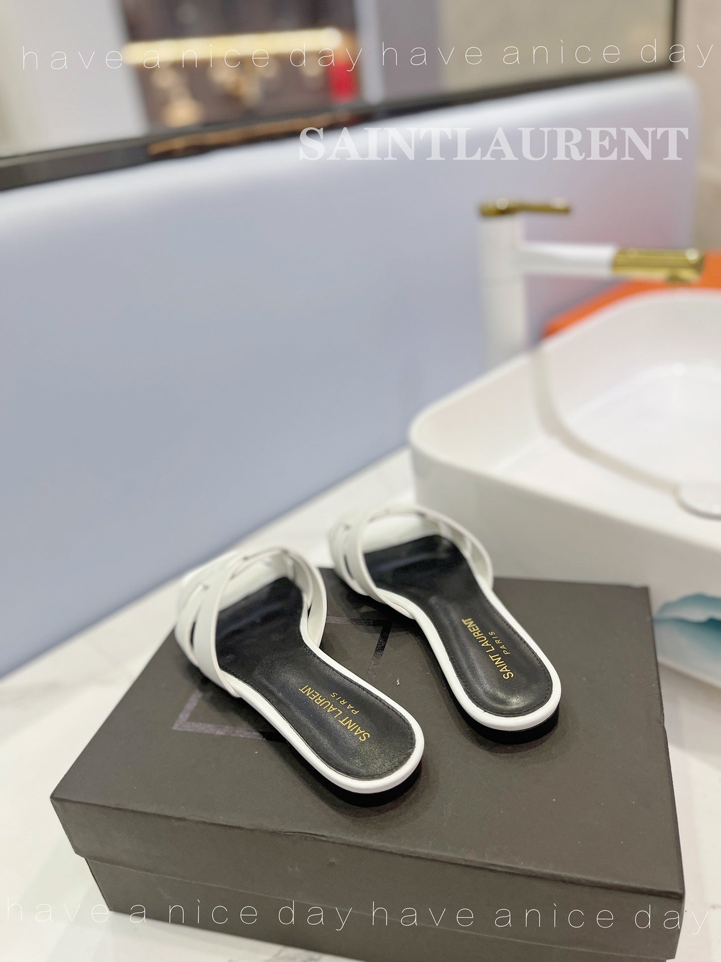 Saint Laurent