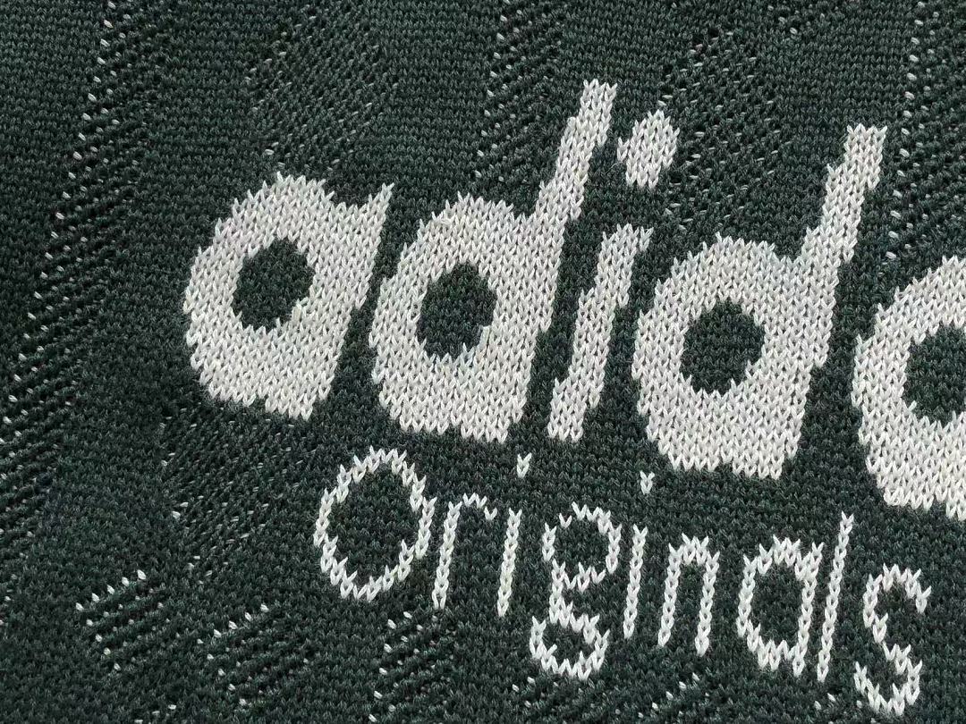 🔥DI🔥AS SWEATER