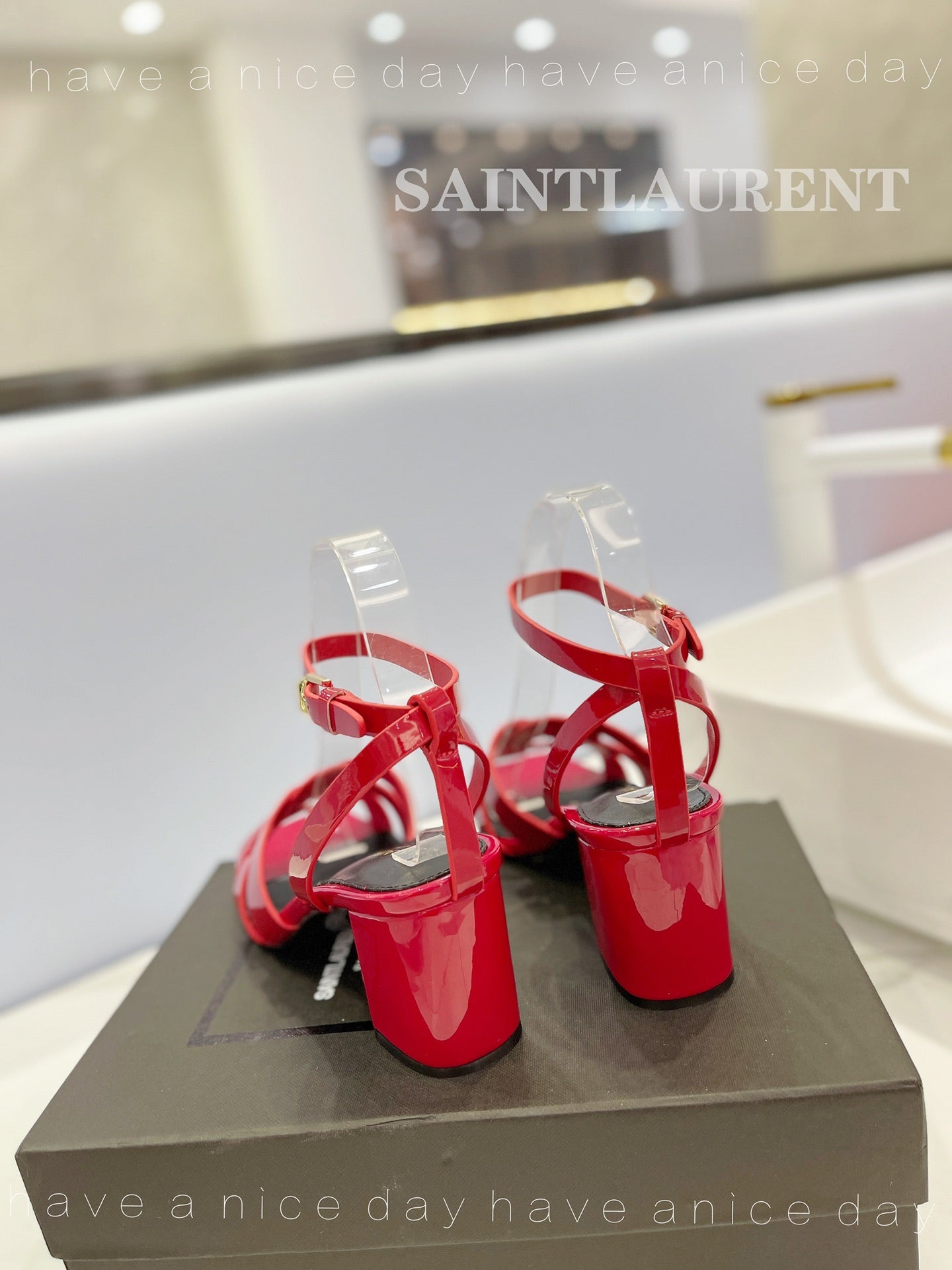 Saint Laurent