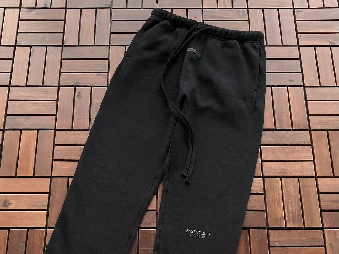TOP ￥ 195 PANTS ￥ 169 FOG HOODIE TROUSERS FLEECE