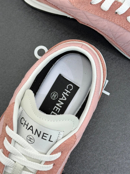 Cruise 2025/26 Trainers Cream Pink Suede Fabric