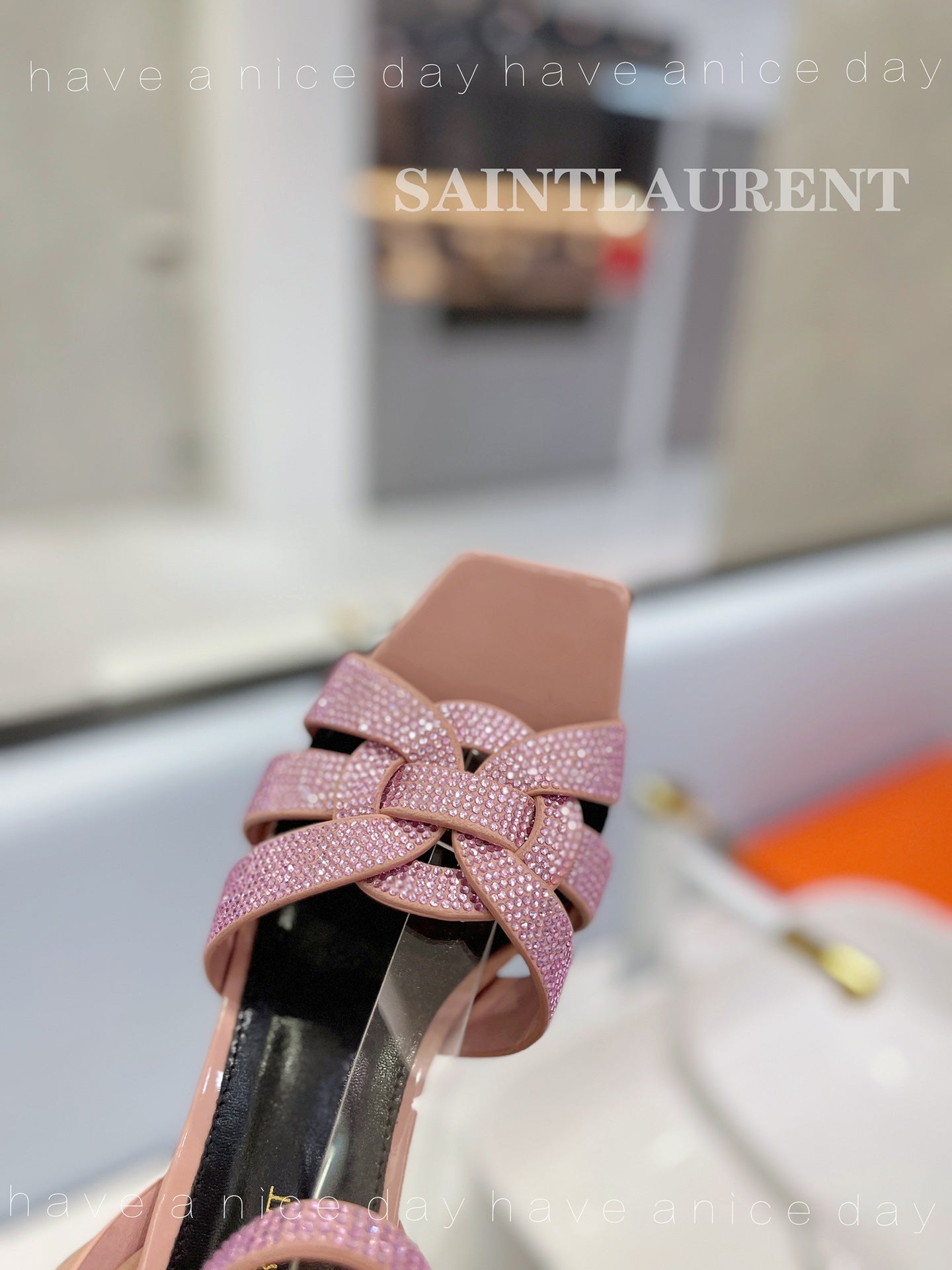 Saint Laurent