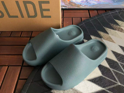 Y🔥🔥ZY & 🔥DI🔥AS SLIPPERS
