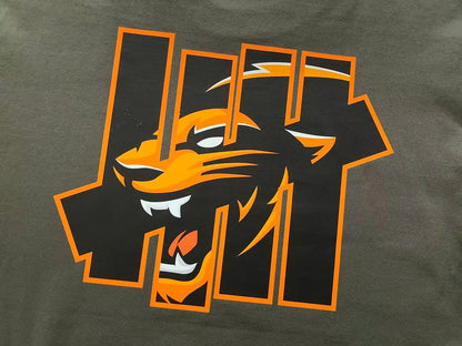 UNDEFEATED T-SHIRT
