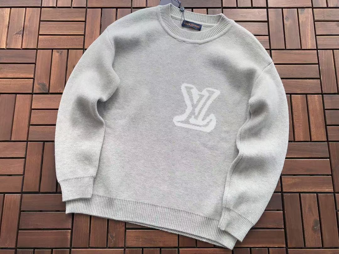 L🔥SWEATER