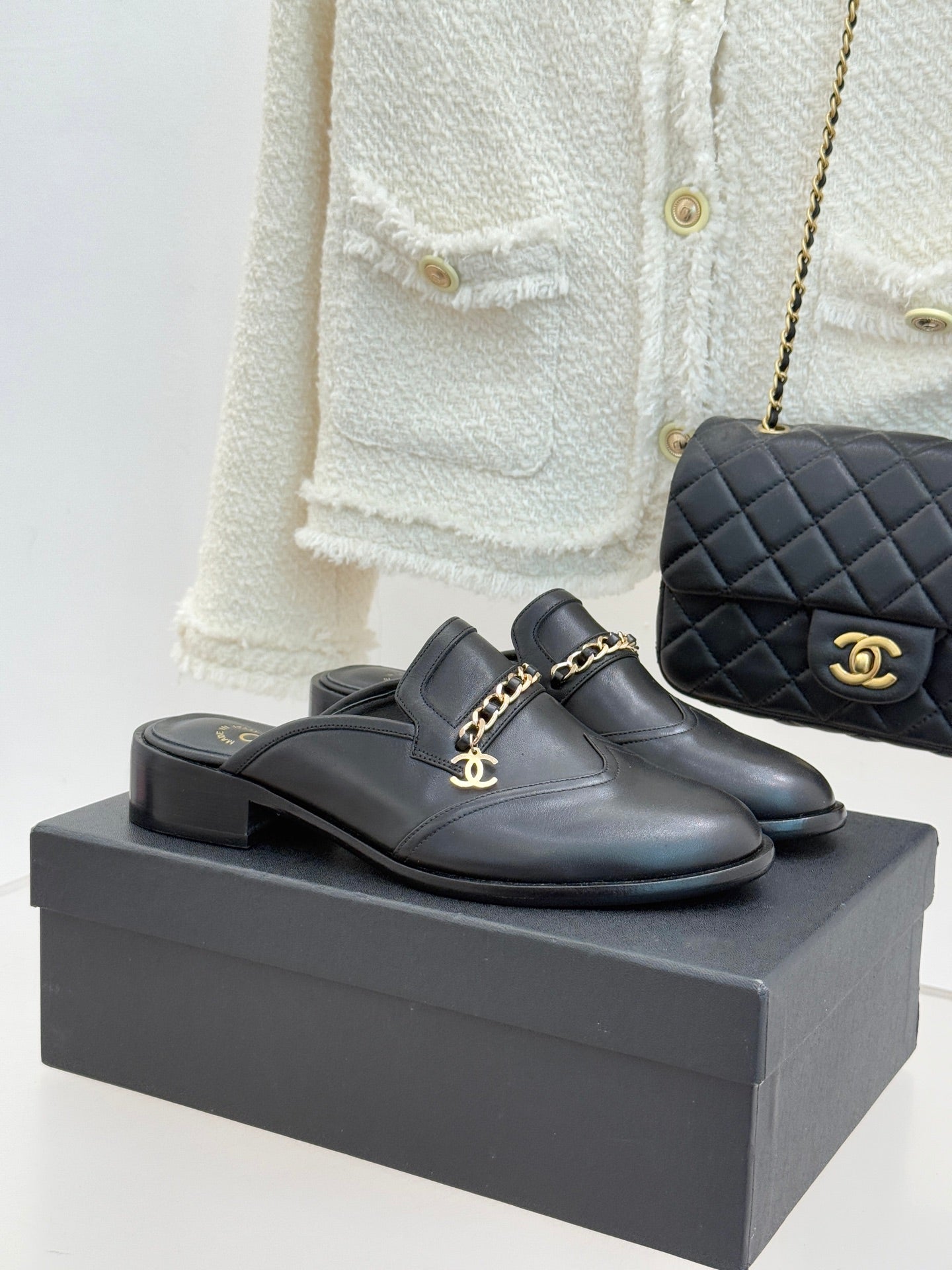 CHANEL