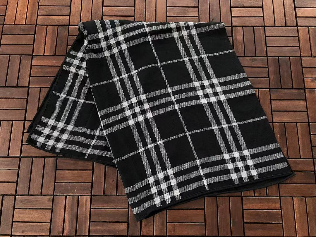 B🔥RB🔥RRY SCARF