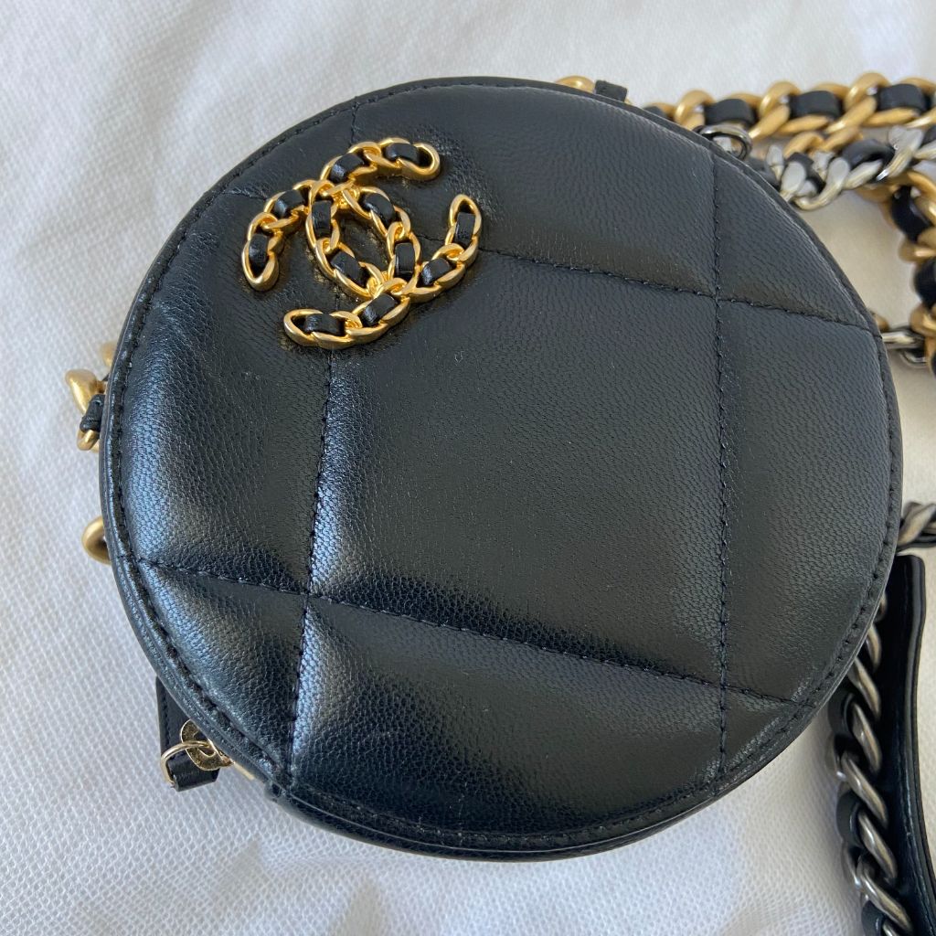 CHANEL