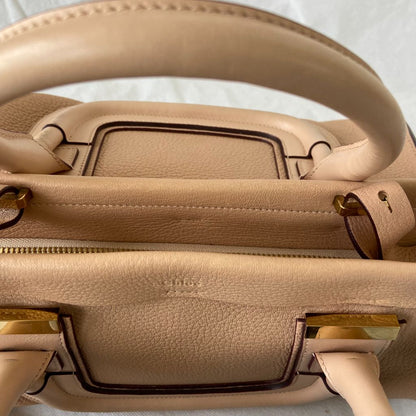 Chloé