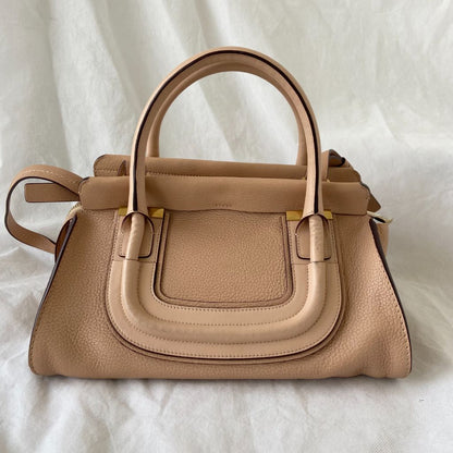 Chloé
