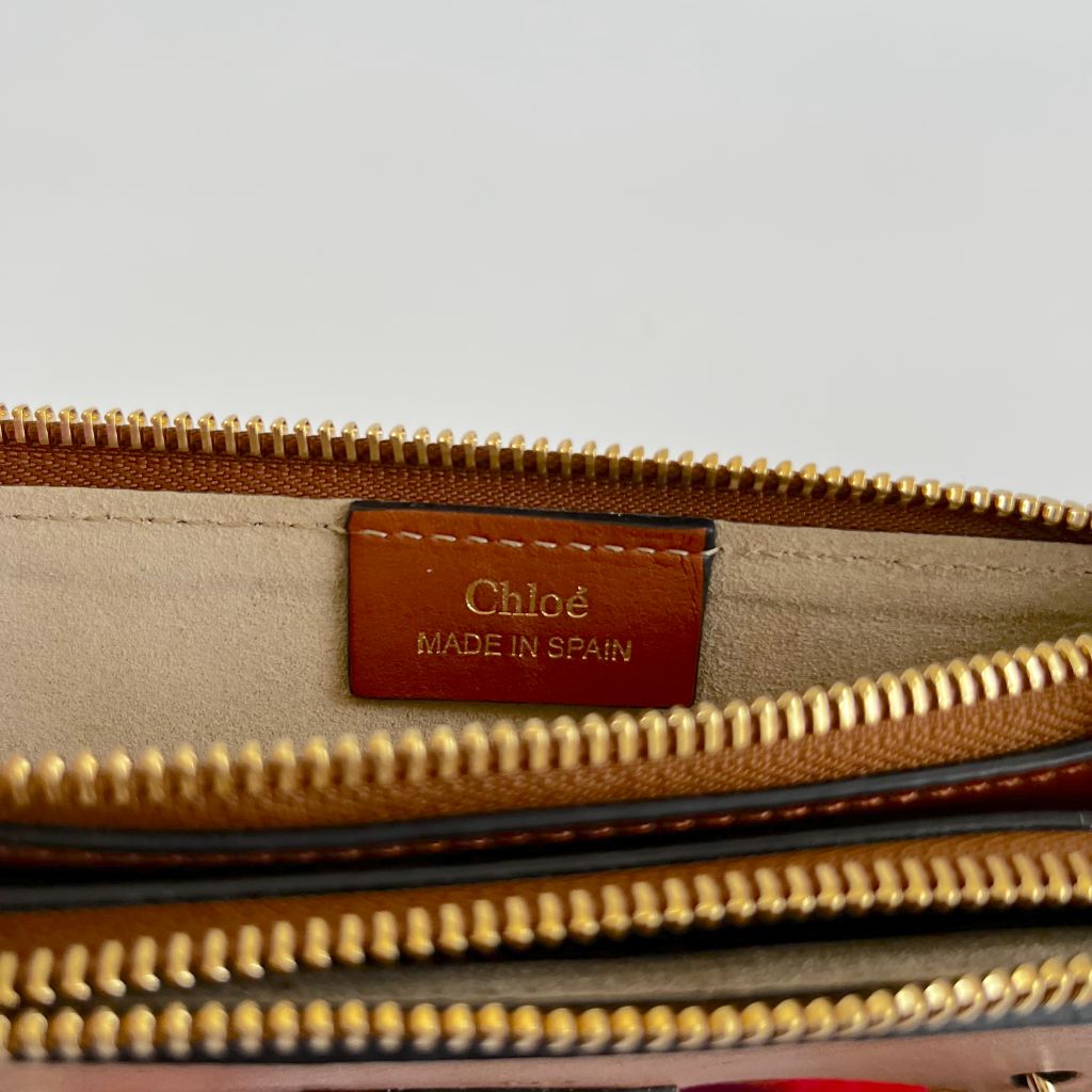 Chloé