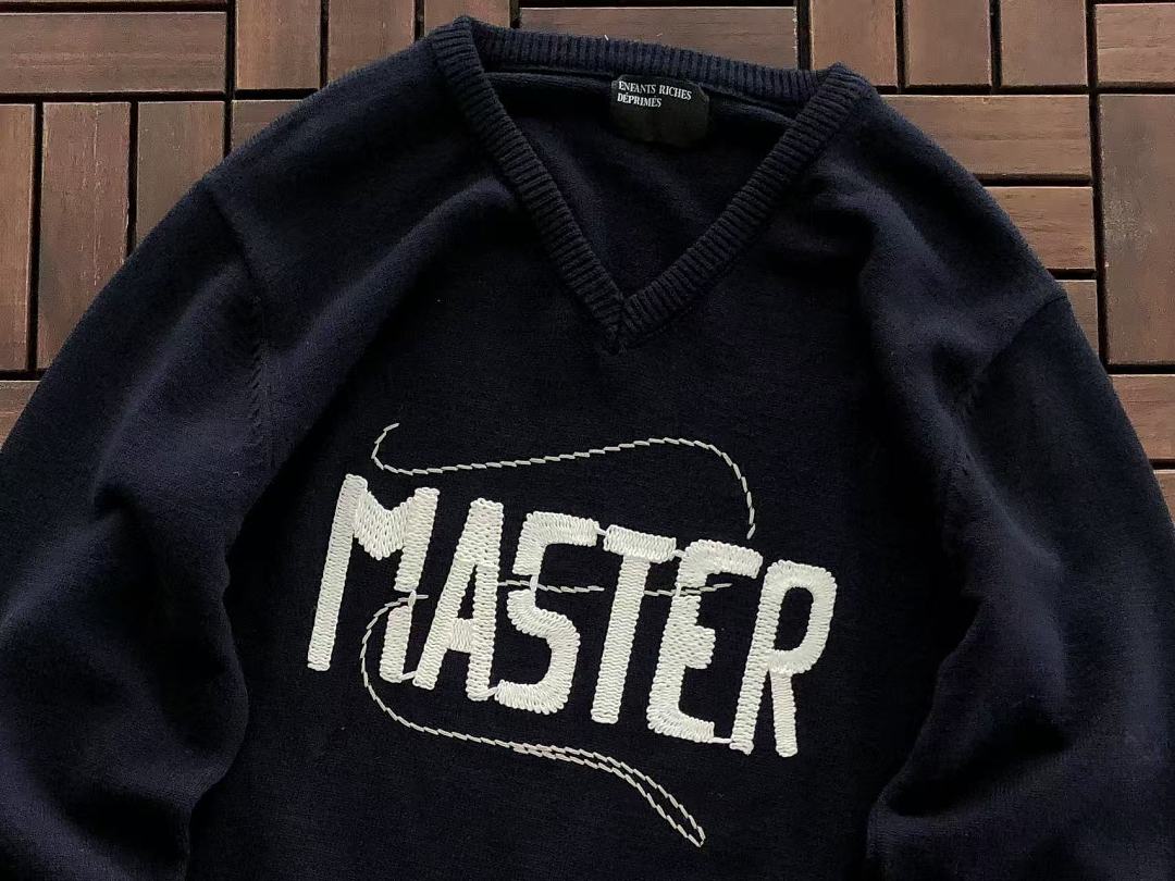 E.R.D SWEATER
