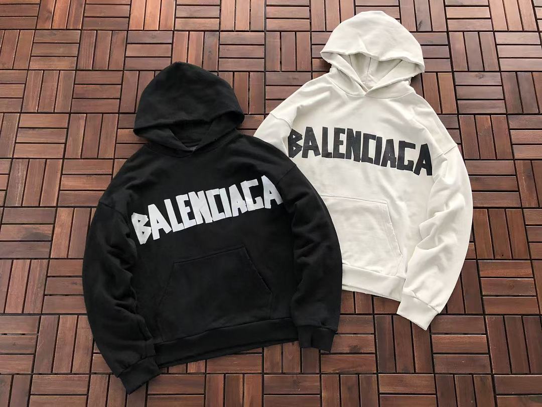 B🔥L🔥🔥🔥IA🔥A HOODIE