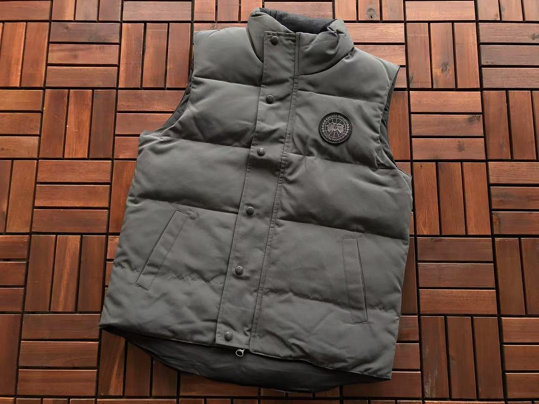 C🔥N🔥🔥A G🔥🔥🔥E DOWN VEST